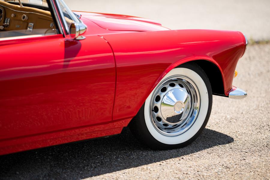 Детали экстерьера Auto Union 1000 SP Coupe (6815001787) 1960 года  (фото 11 из 27)